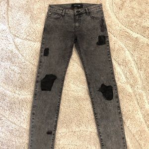 Each x other gray black distressed skinny jeans women’s size 25 MK